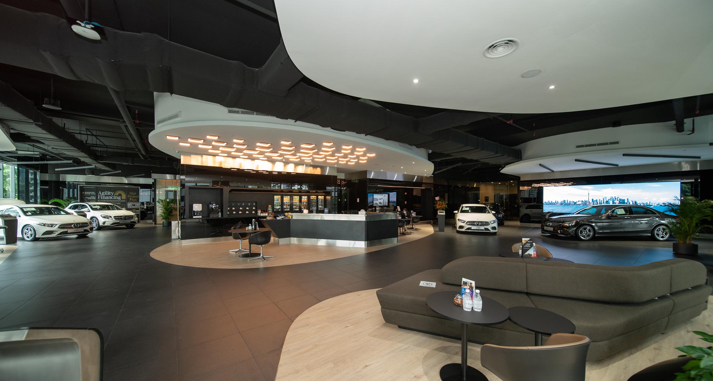 Hap Seng Star (Mercedes-Benz Showroom)